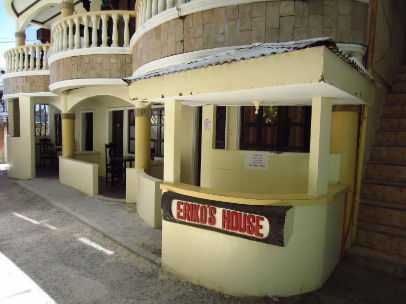Eriko'S House Hotel Balabag  Exterior photo